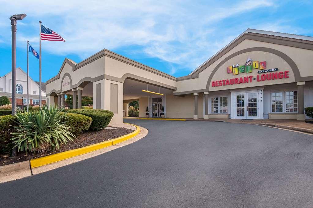 Clarion Inn Falls Church-Arlington Exterior foto